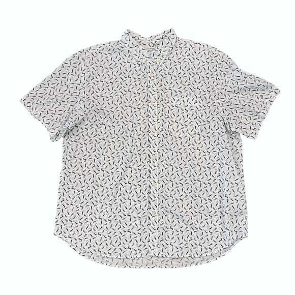 Old Navy Men's White W/Gecko Print Classic Slim Fit Button Down Shirt - SIZE XXL - Picture 2 of 7